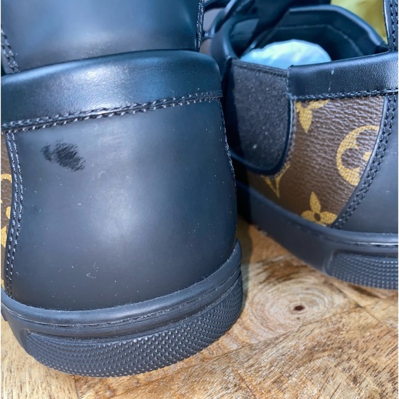 GENTLY USED Louis Vuitton Slalom Sneaker Men’s - Picture 6 of 16